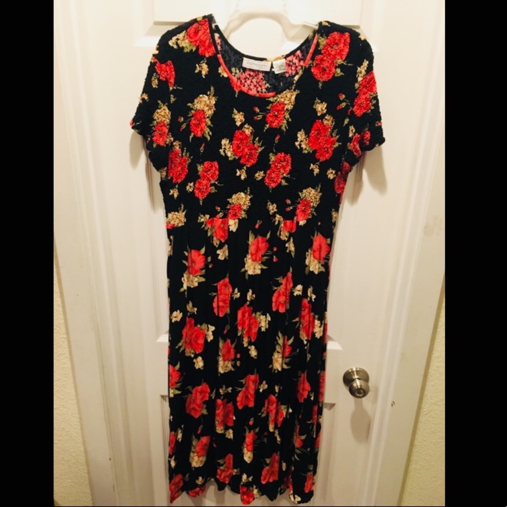 Vintage black and red floral casual dress